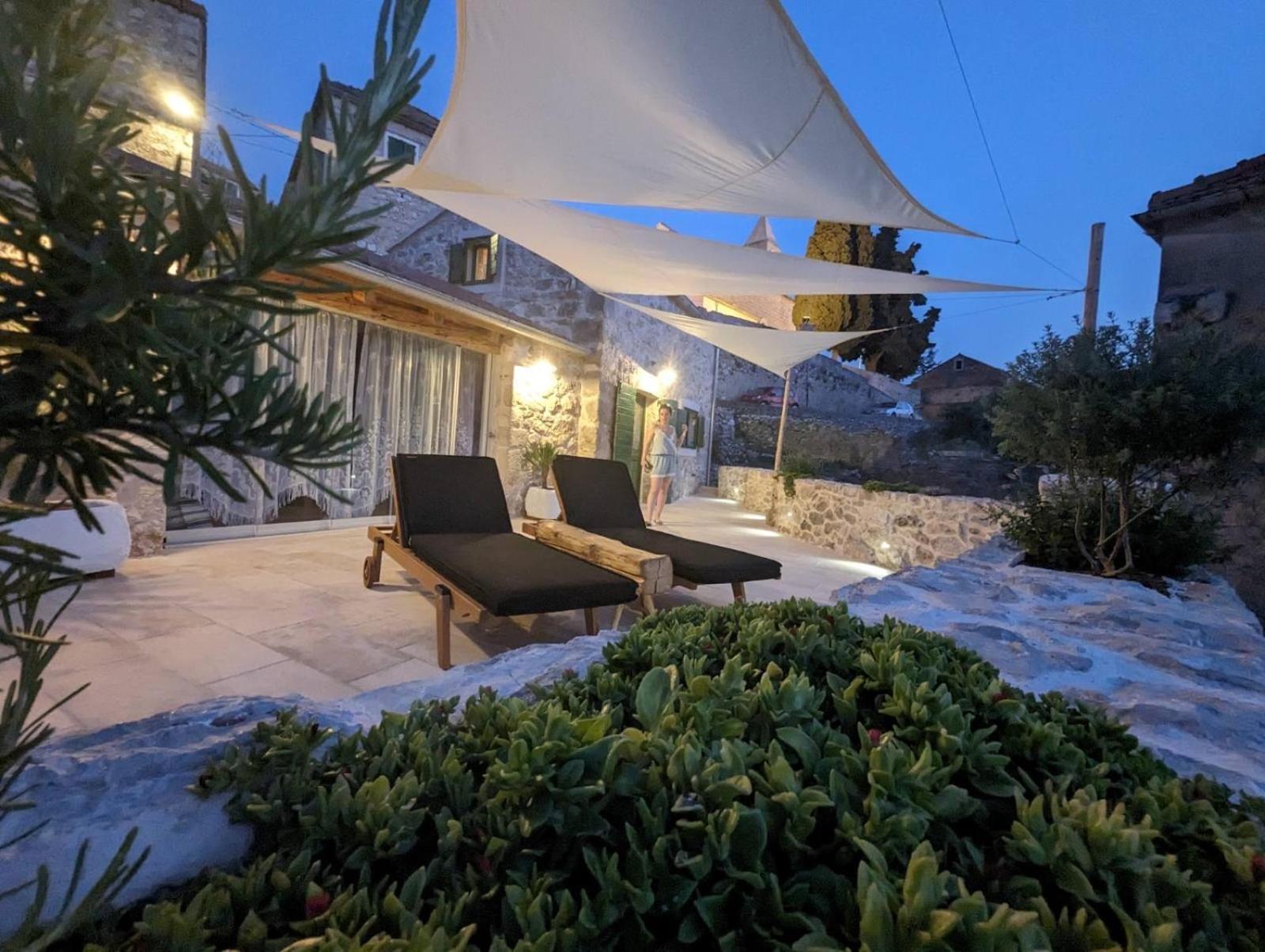 Teza Hvar