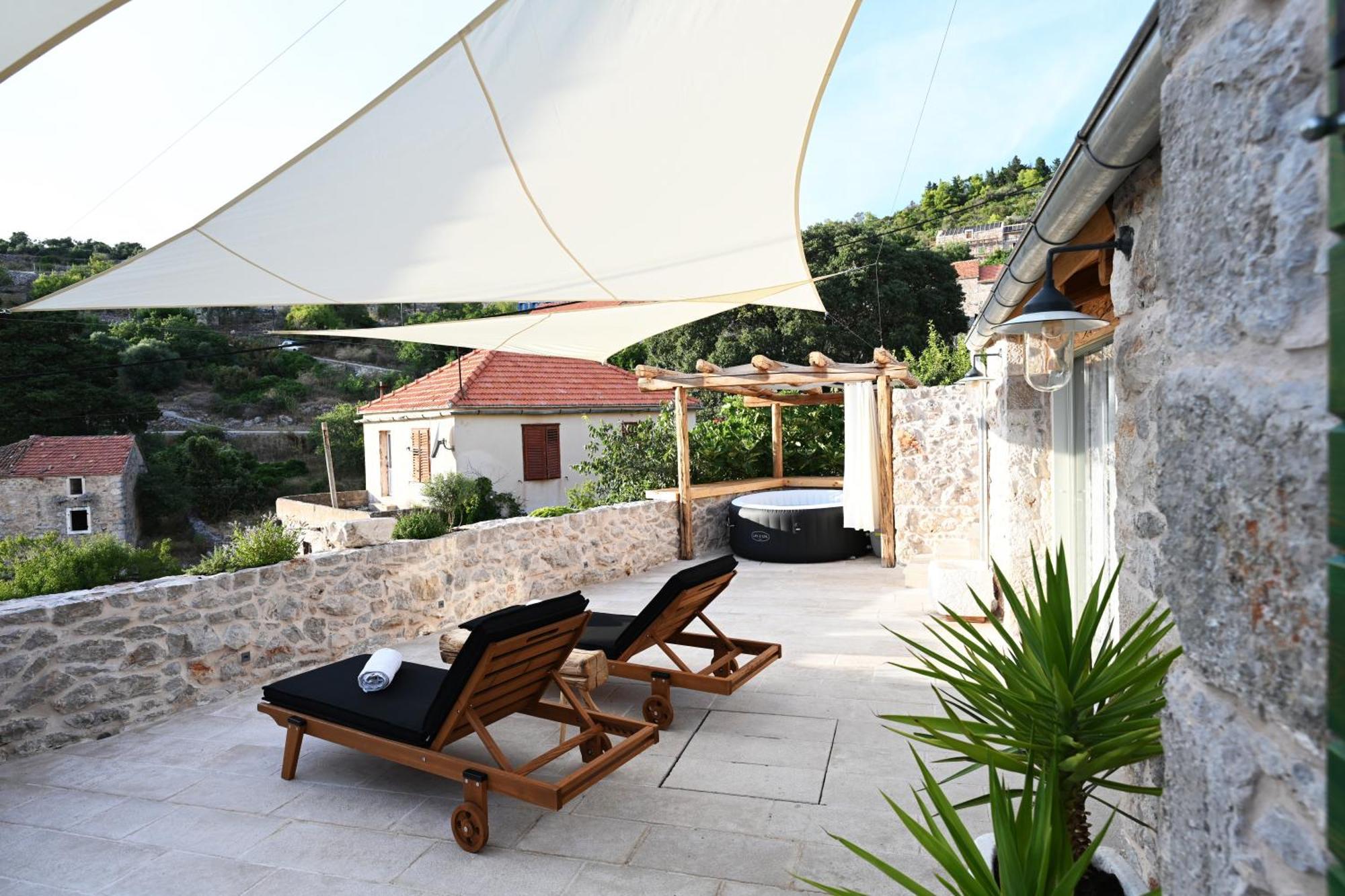 Villaer Teza Hvar Veliko Grablje