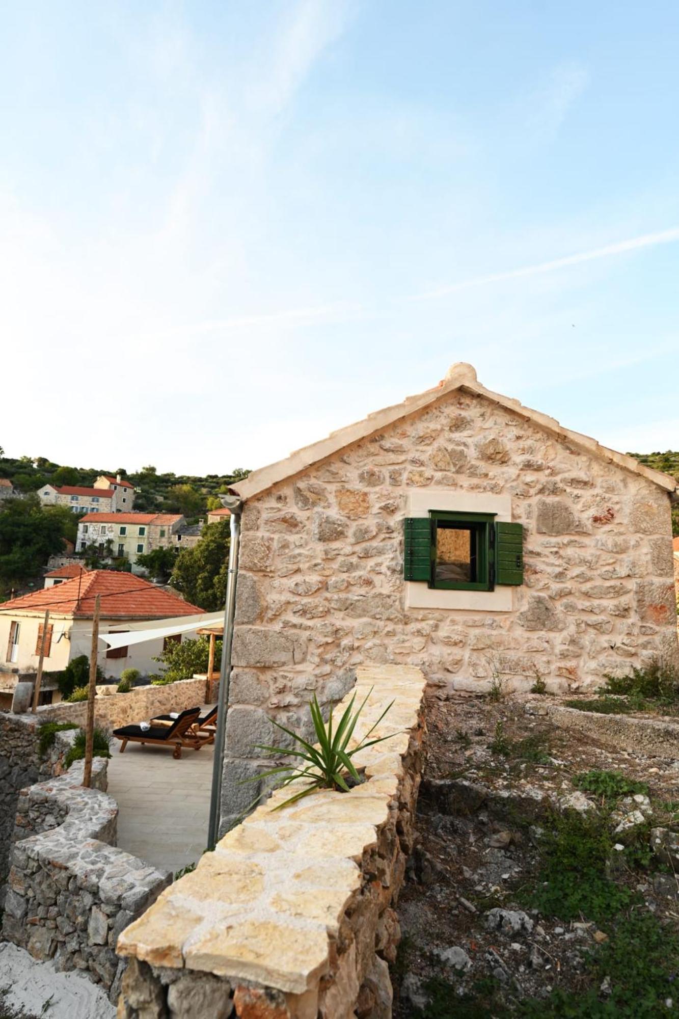 Teza Hvar * Veliko Grablje
