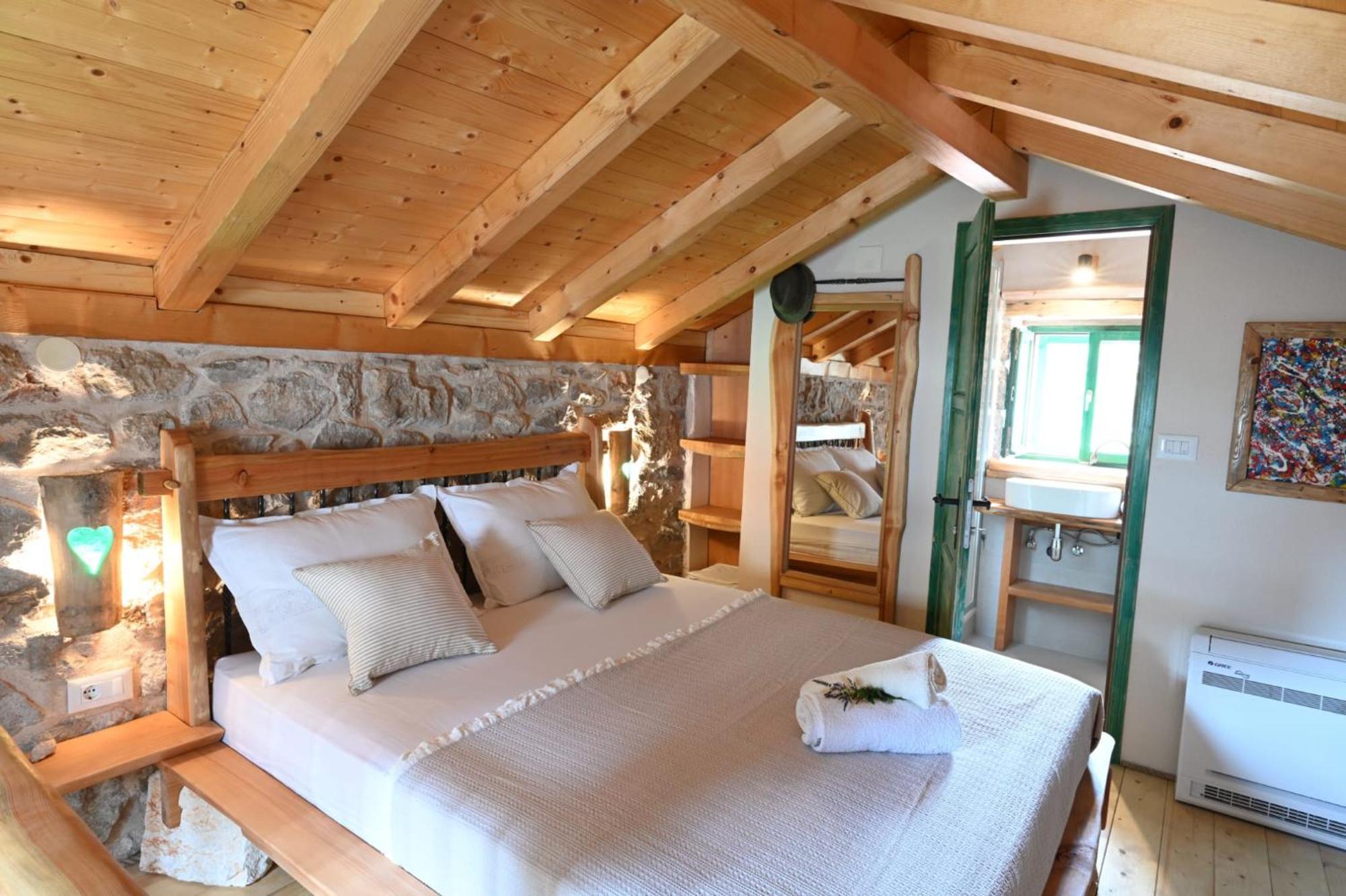 Villaer Teza Hvar *