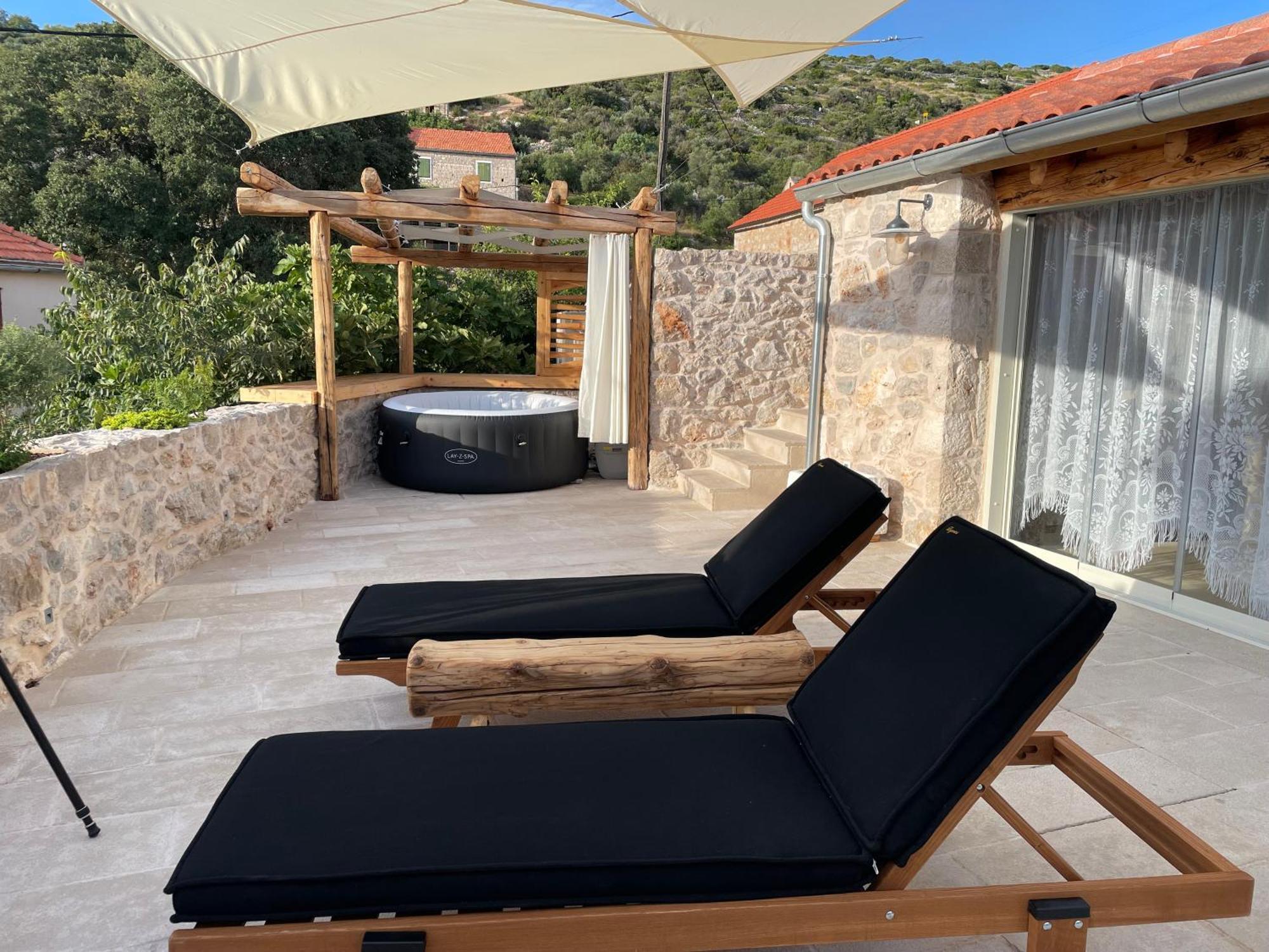 Villaer Teza Hvar Veliko Grablje