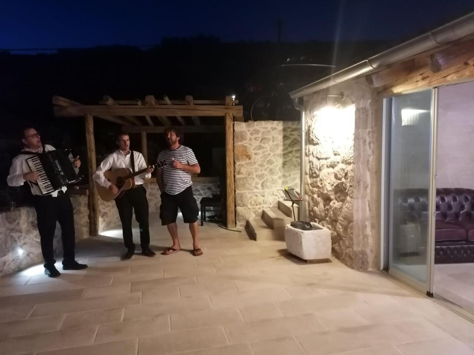Teza Hvar Villaer *